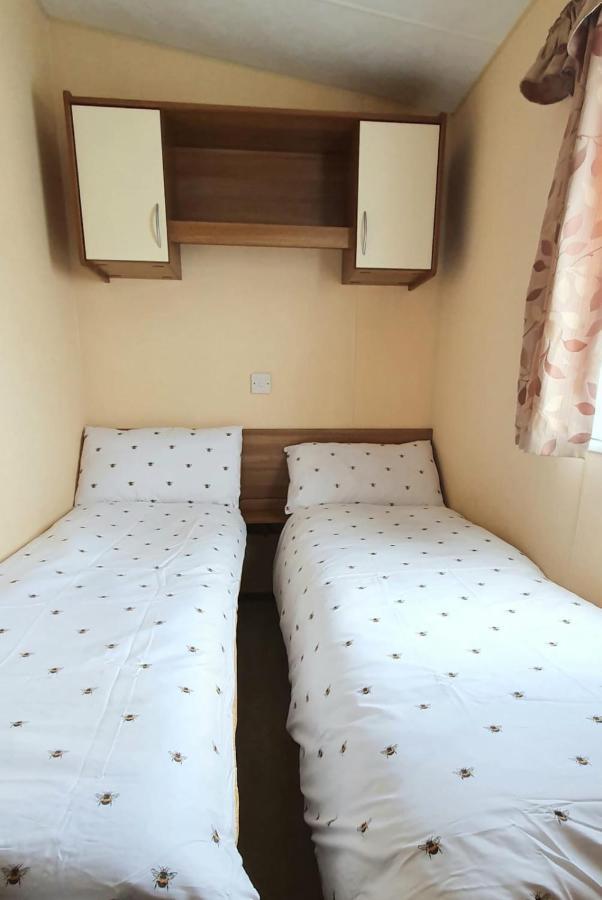Hotel Olympic Holiday Caravan Selsey Exterior foto
