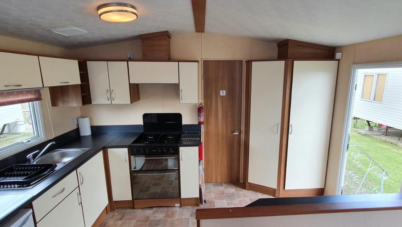 Hotel Olympic Holiday Caravan Selsey Exterior foto