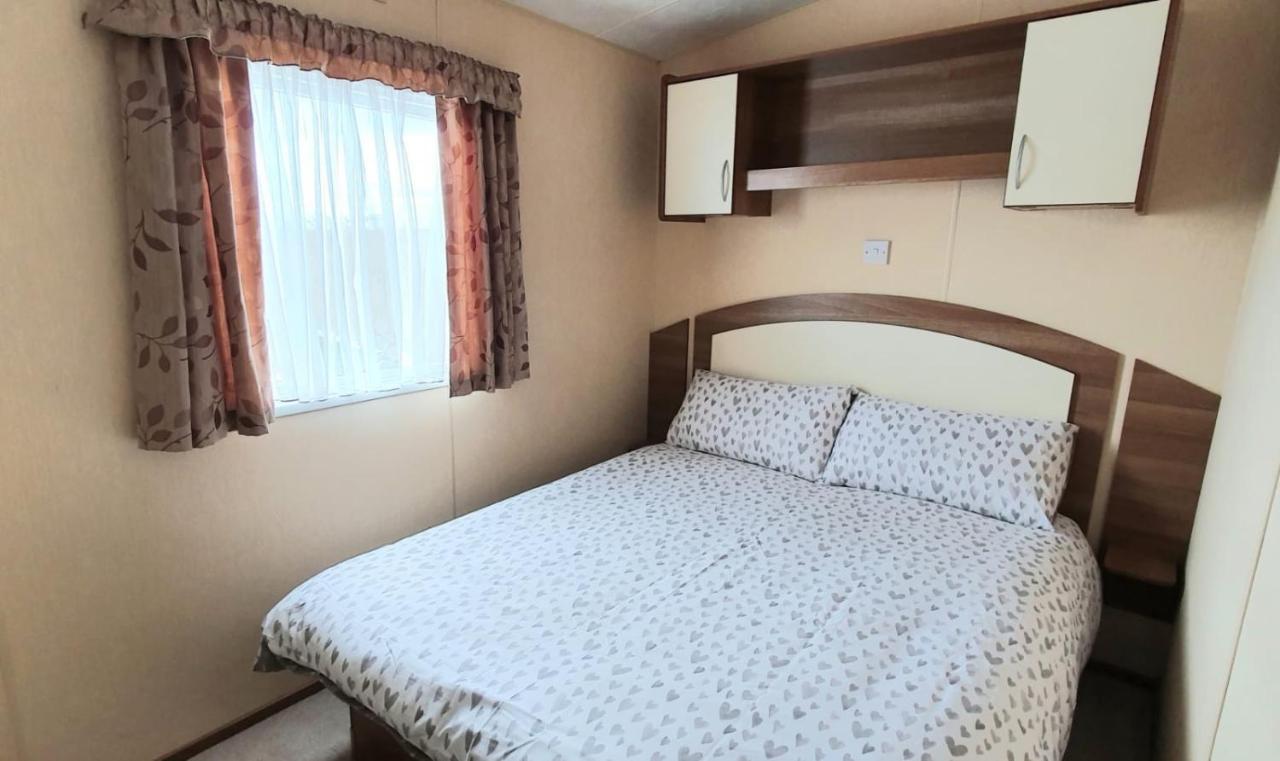 Hotel Olympic Holiday Caravan Selsey Exterior foto
